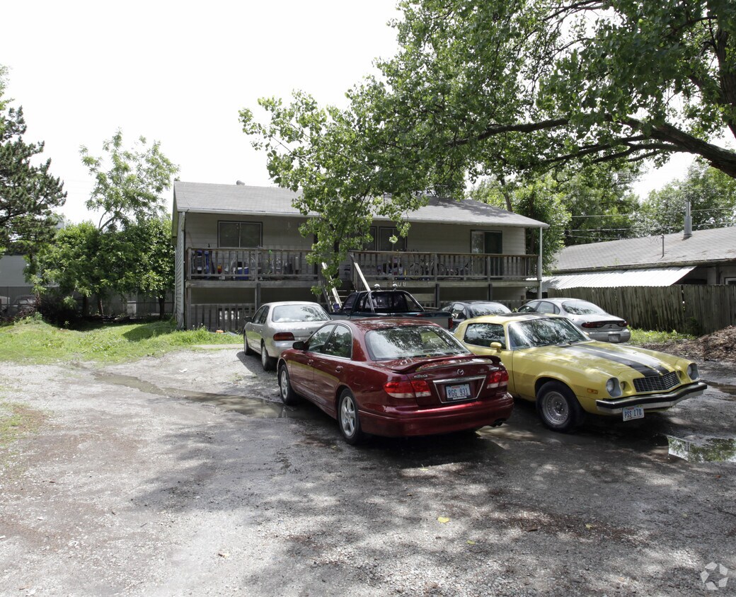 Primary Photo - 3706 N 44th St