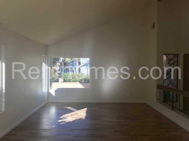 Foto del edificio - 11245 Forestview Ln