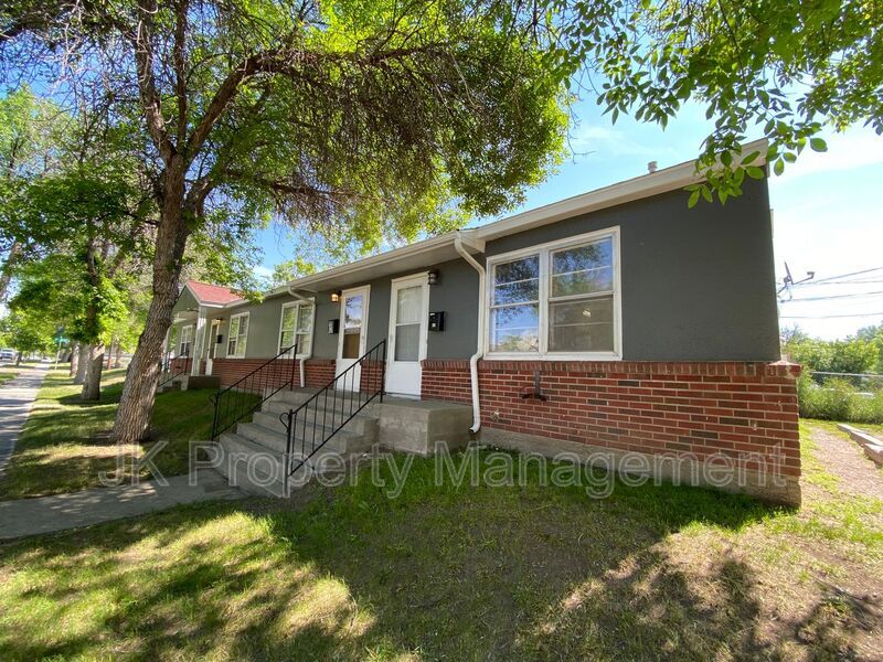 Foto principal - 415 14th St N