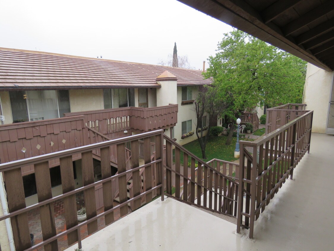 Primary Photo - 3802 W Jacinto View Rd