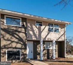 Building Photo - 2050 Nike Dr