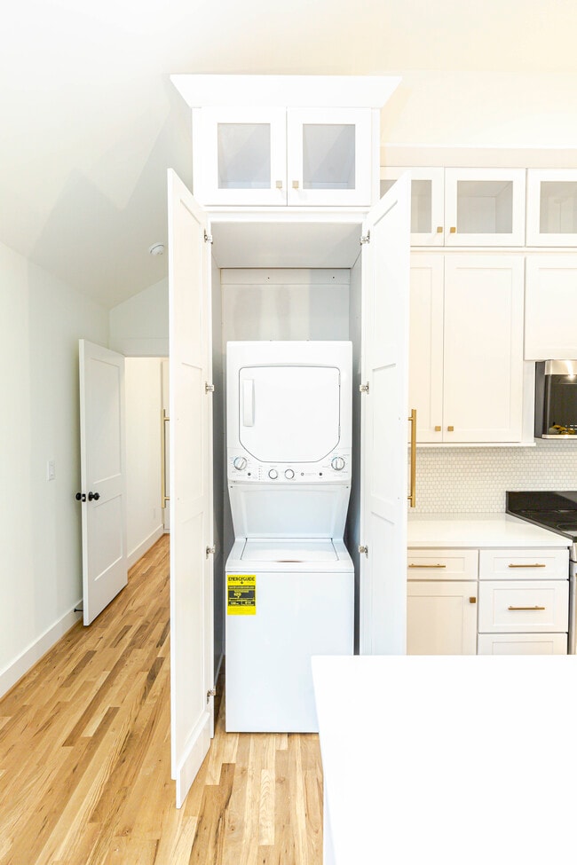 Foto del edificio - 2213 Belmont Blvd