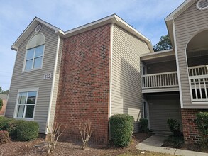 Building Photo - 672 Bartons Landing Pl