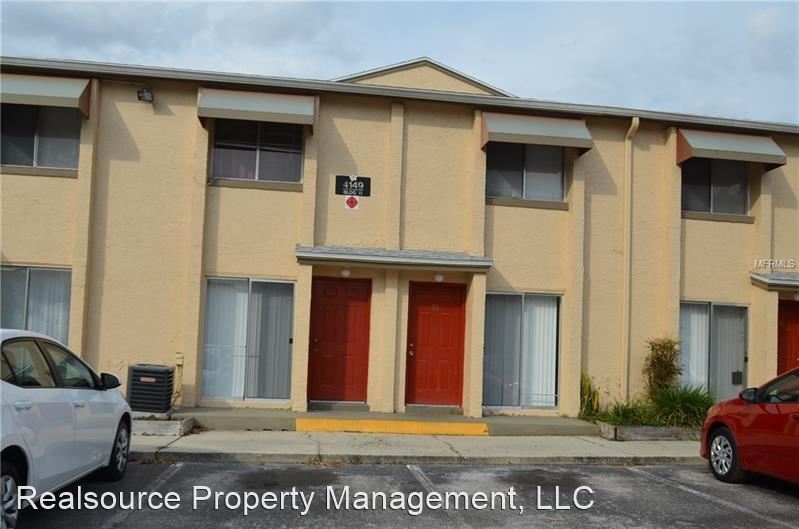 1 br, 1.5 bath House 4149 S Semoran Blvd... Alquileres en Orlando