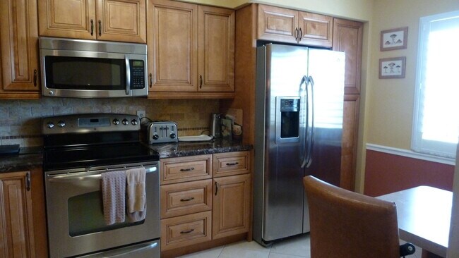 Foto del edificio - 6866 Huntington Ln