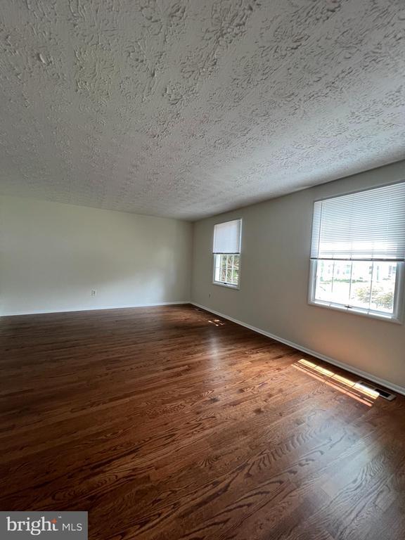 Building Photo - 113 Forest Ridge Dr