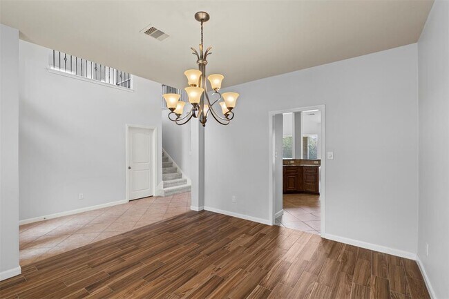 Foto del edificio - 6303 Silver Thistle Ln