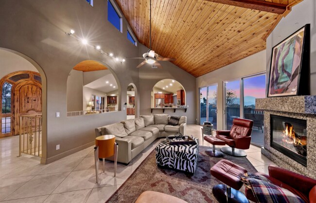 Foto del edificio - 3480 Hidden Trail Dr
