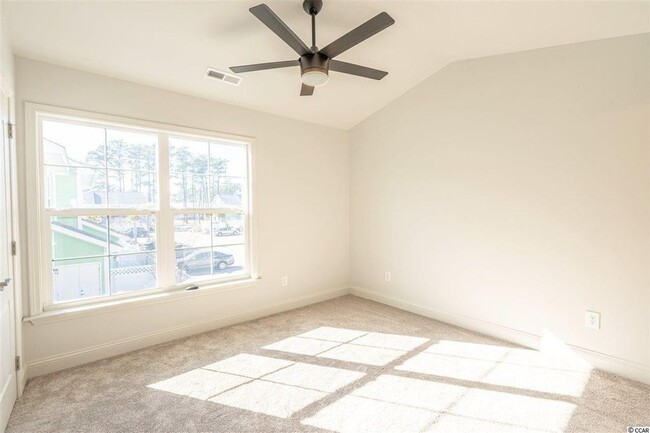 Building Photo - 3530 Pampas Dr