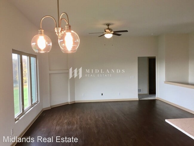 Building Photo - 3 br, 2 bath House - 6012 N 108TH AVE CIR