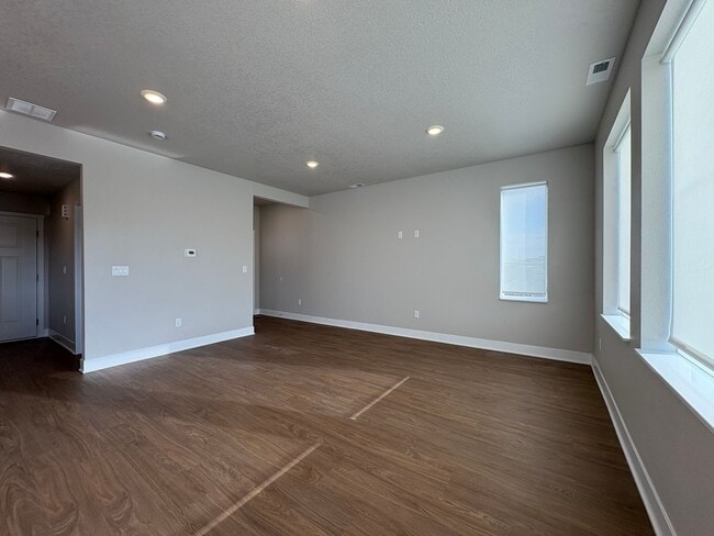 Interior Photo - Edgeland Waukee!
