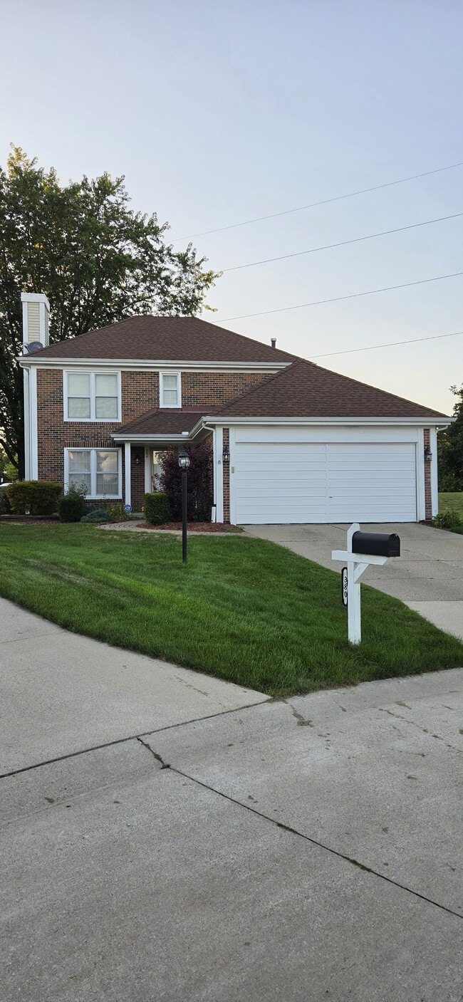 Building Photo - 380 Huntington Ct