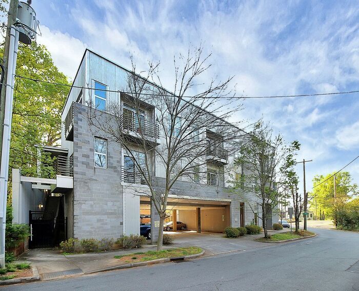 Primary Photo - UPGRADED 2BD/2BA Condo In Plaza Midwood