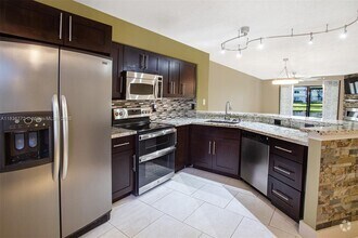 Building Photo - 2213 Cypress Island Dr