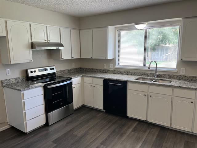 Building Photo - 6049 Nanci Dr