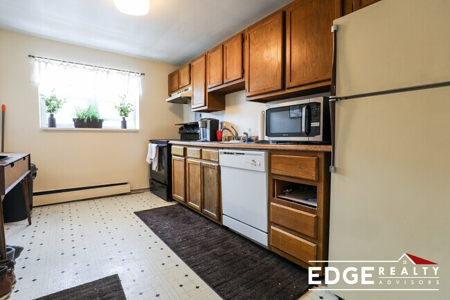 Foto del edificio - 49 Colborne Rd