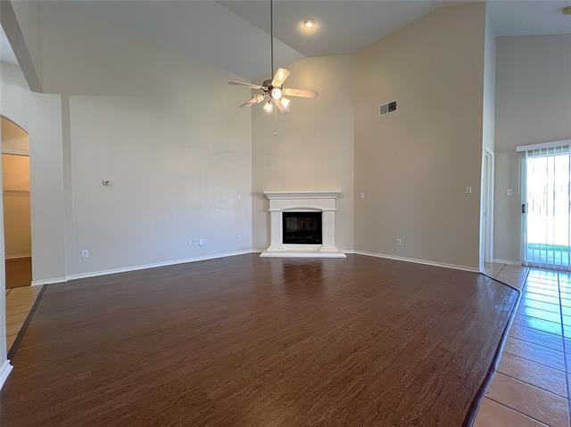 Foto del edificio - 5009 Royal Burgess Dr