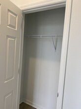 Building Photo - 4609 Cross Pr Pkwy