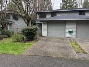 Building Photo - 16006 NE 41st Ct