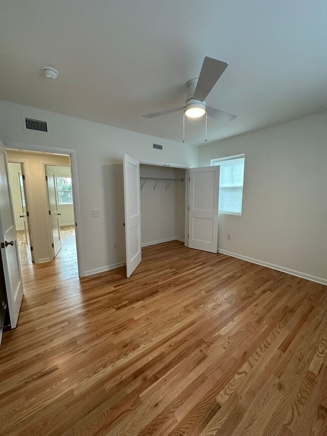 Building Photo - 664 Windermere Blvd