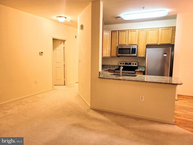 Foto del edificio - 6480 Cheyenne Dr