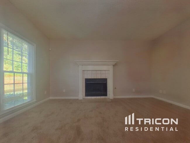 Foto del edificio - 4864 Country Cove Way