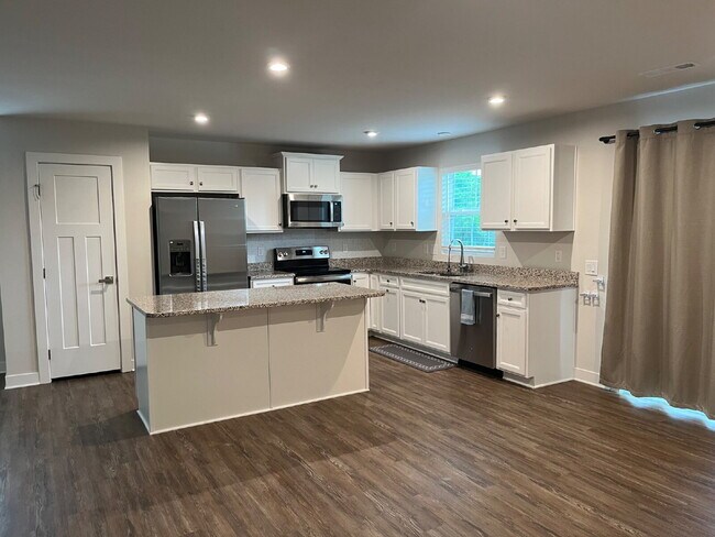Foto del edificio - 2661 Thornton Grove Blvd
