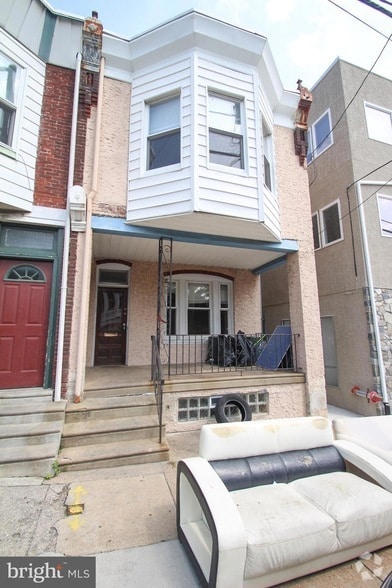 Building Photo - 5269 Ridge Ave
