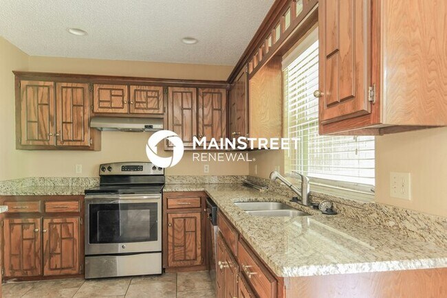Foto del edificio - 3 Bedroom Pet-Friendly Home in Oklahoma Ci...