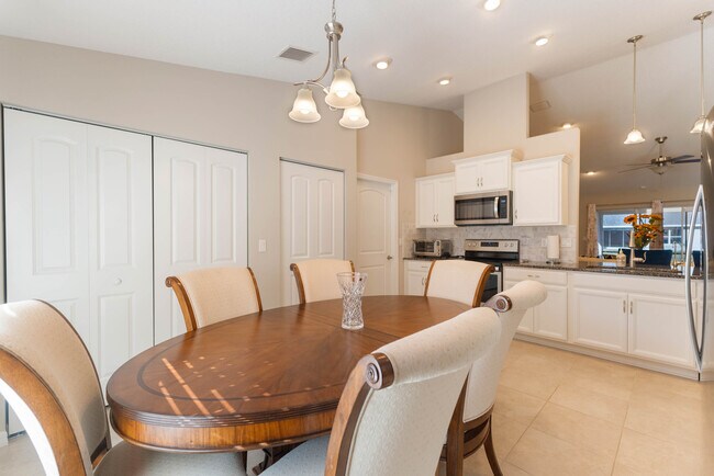 Foto del edificio - 15 Raeland Ln