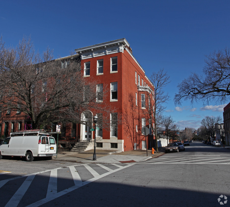 Foto principal - 1501 Park Ave
