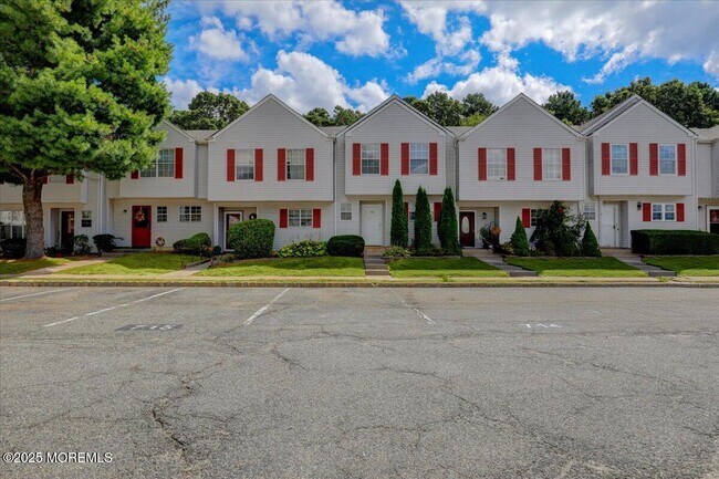 Building Photo - 715 Darlington Dr