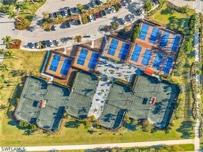 Building Photo - 7239 Saona CT