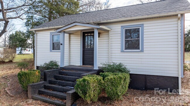 Foto del edificio - 116 Barnes Ln
