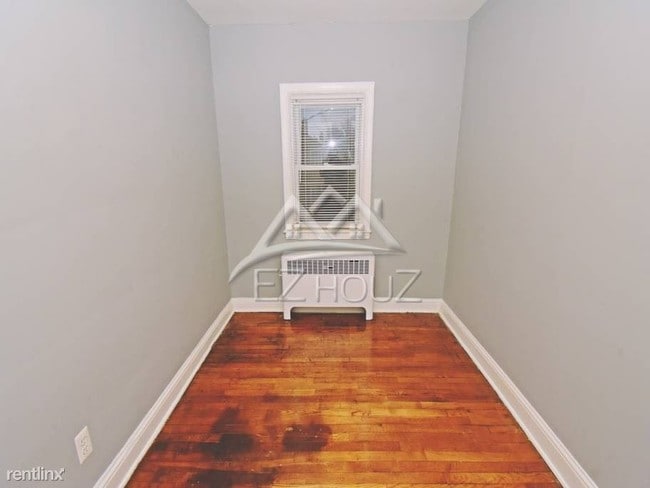 Building Photo - 3 br, 1 bath Apartment - 2505 Keyworth Ave