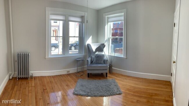 Building Photo - 2 br, 1 bath Condo - 15 Lynde St 1 Unit 1