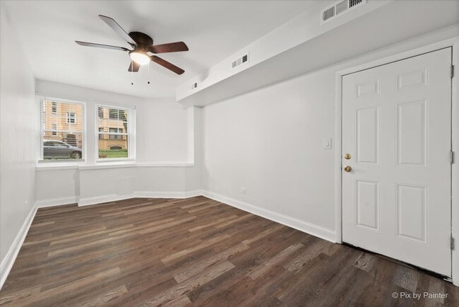 Foto del edificio - 5430 N Campbell Ave