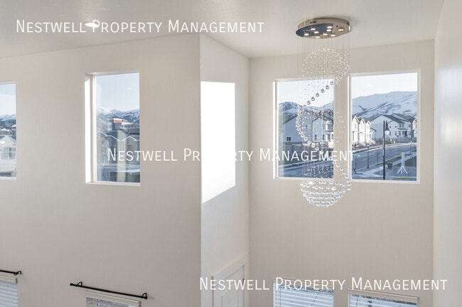 Building Photo - 13947 Little Rdg Ln