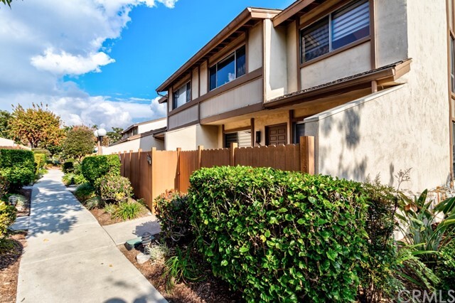 Primary Photo - 2322 Conejo Ln