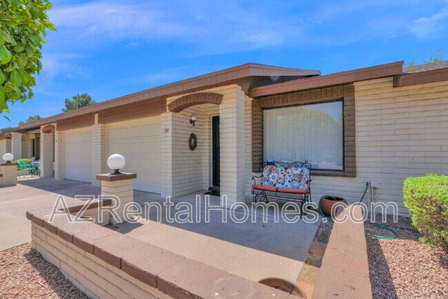 Foto del edificio - 2064 S Farnsworth Dr