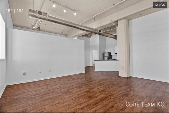 Foto del edificio - Renovated West 7th Street Loft For Rent