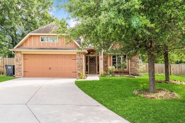 Building Photo - 976 Northampton Dr