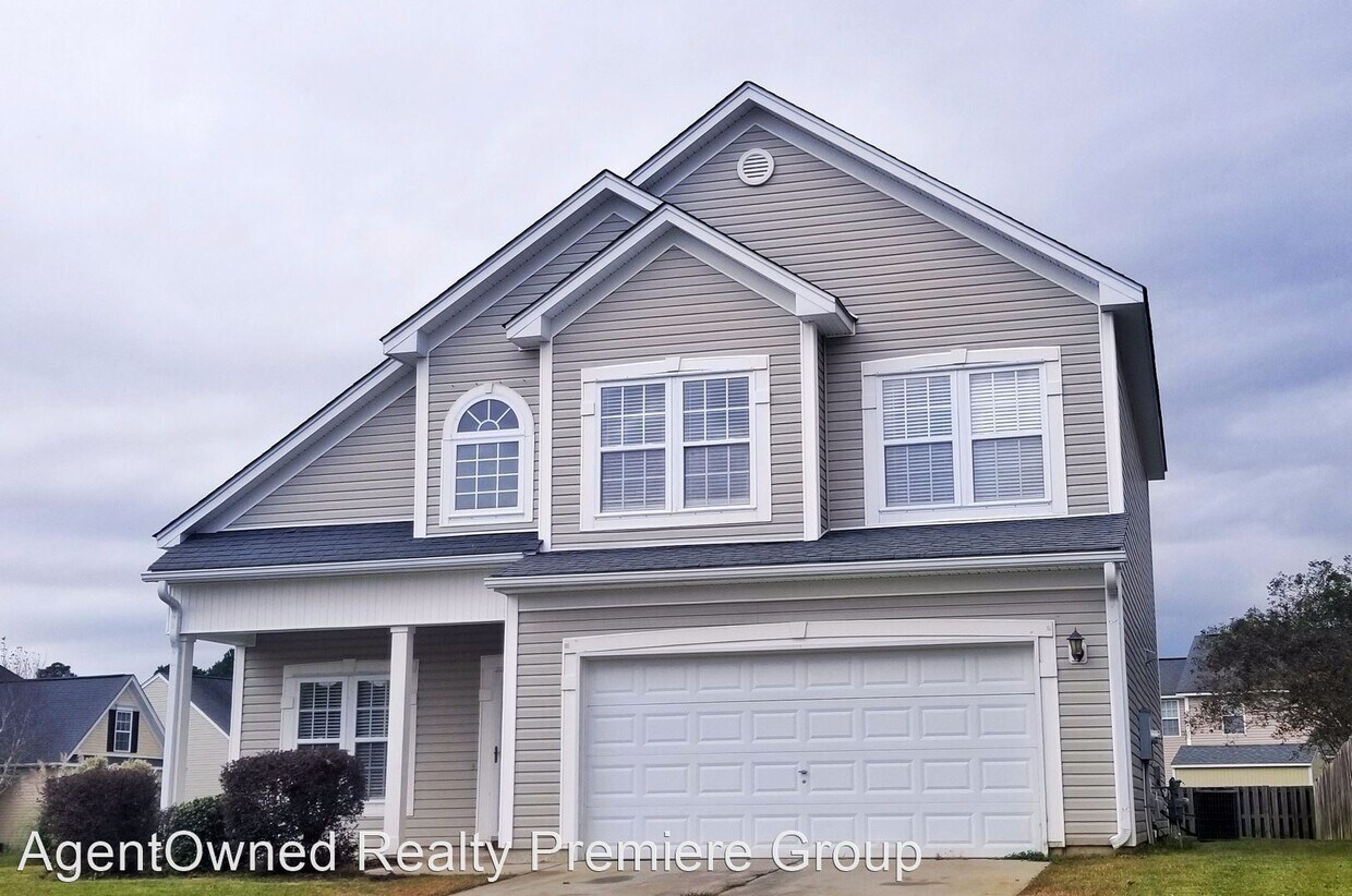 Primary Photo - 4 br, 2.5 bath House - 124 Valentin Drive