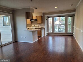 Building Photo - 1524 Lincoln Way