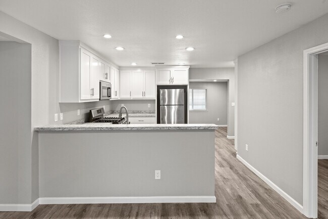 Building Photo - OSM Properties Homes & Apartments