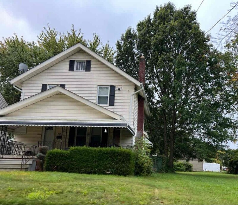 Primary Photo - 916 Davies Ave