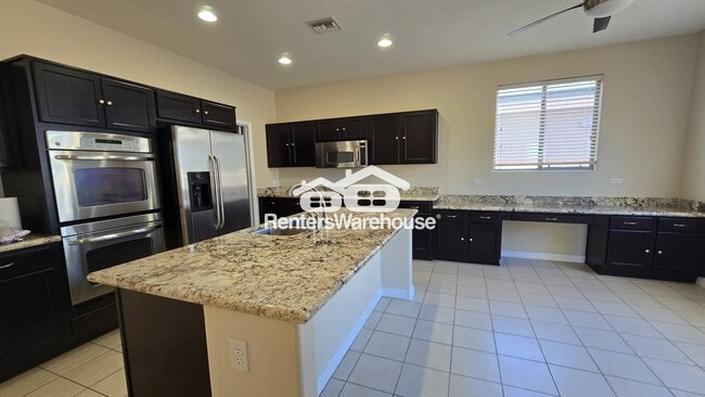 Foto del edificio - 8330 N Mountain Stone Pine Way