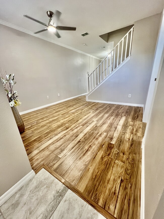 Building Photo - 1407 Lyonshire Dr