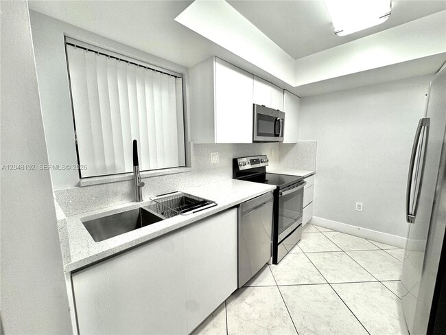 Foto del edificio - 8600 NW 34th Pl