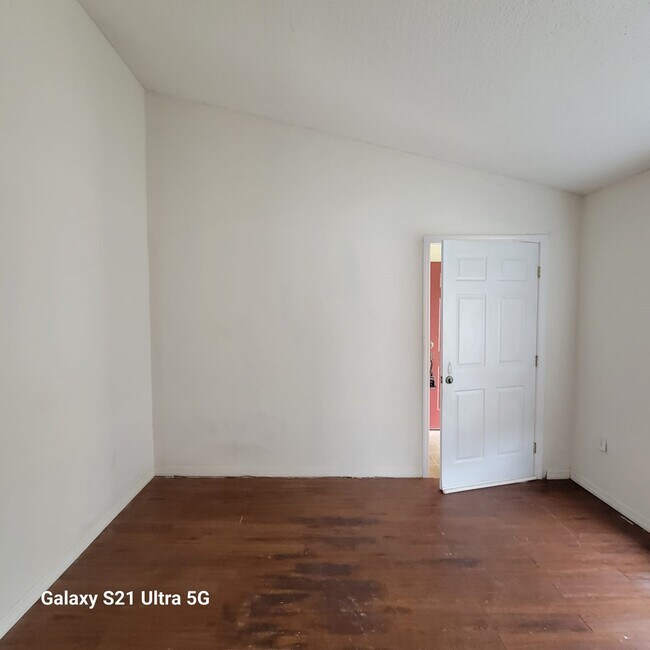 Foto del edificio - 2791 Summerfield St